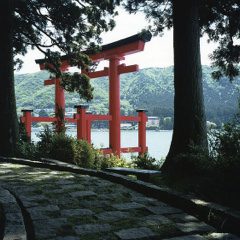 Deep Japan: Hakone and Lake Ashi