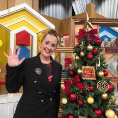 For the fourth time, Jarman International Ruth Marie Jarman will appear on the popular TV show “Sekaiichi Uketai Jugyou (The Most Useful School in the World)” on December 25, 7 PM