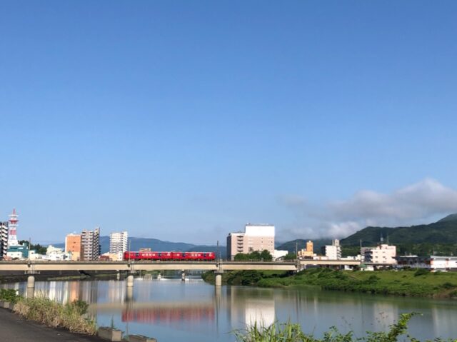 Jarman International CEO, Ruth Jarman, speaks at North Miyazaki Corporate Association’s General Meeting in Nobeoka, Miyazaki Japan.